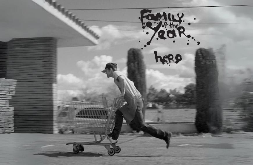 เพลง Hero จากวง Family of…